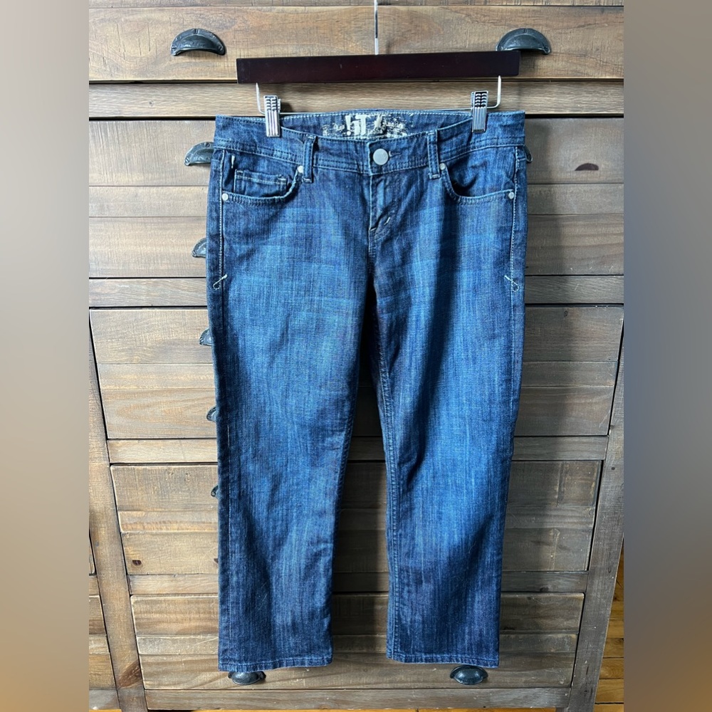 !It Jeans Diva Cropped Denim Capris NWOT Size 29